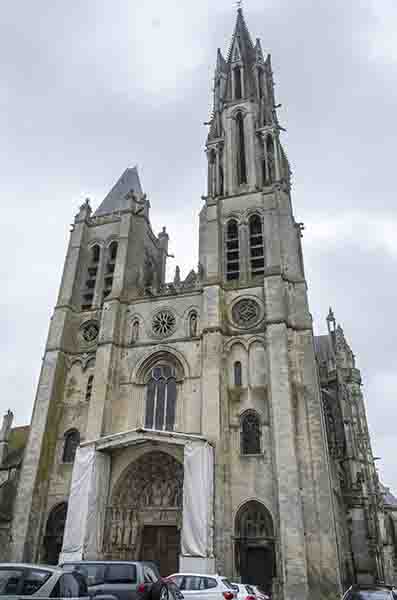 Francia - Senlis 16 - catedral de Notre Dame de Senlis.jpg